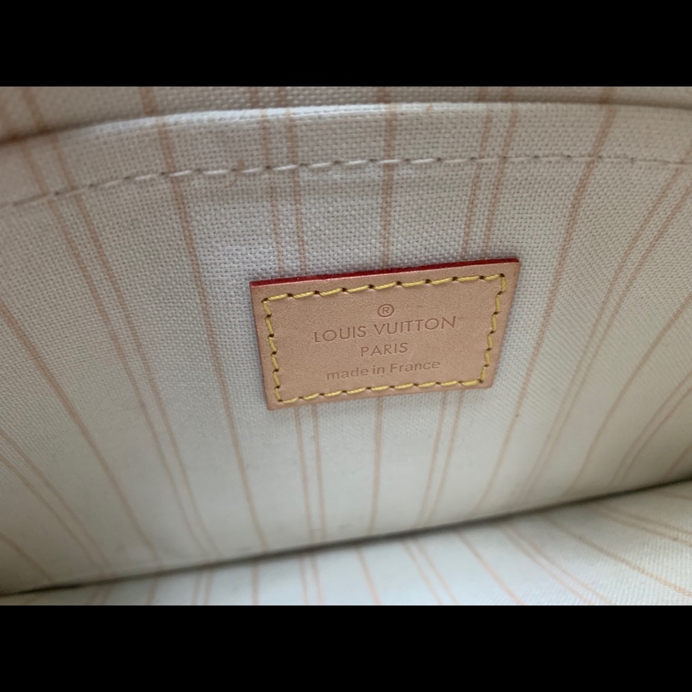 Louis Vuitton Neverfull Pochette wristlet Damier
